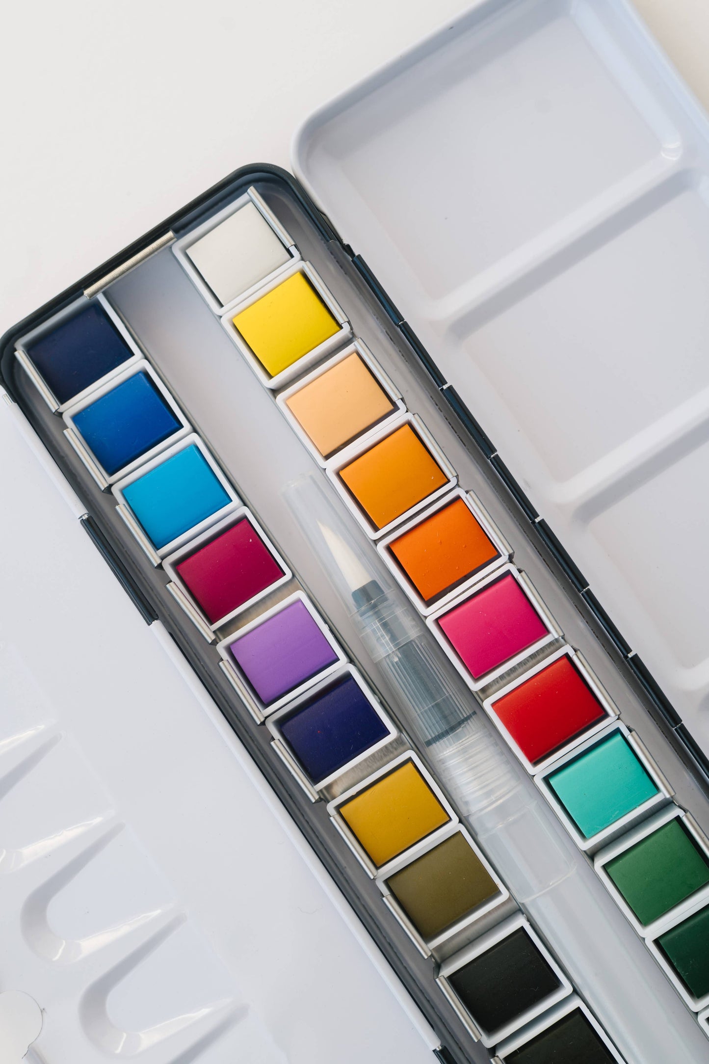 24-Color Watercolor Paint Set with Refillable Water Brush