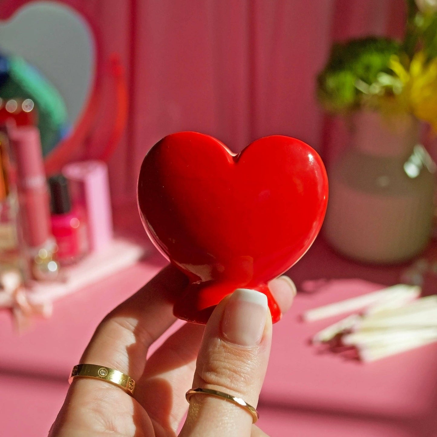 Heart-Shaped Match Striker – Ceramic Match Holder & Bud Vase