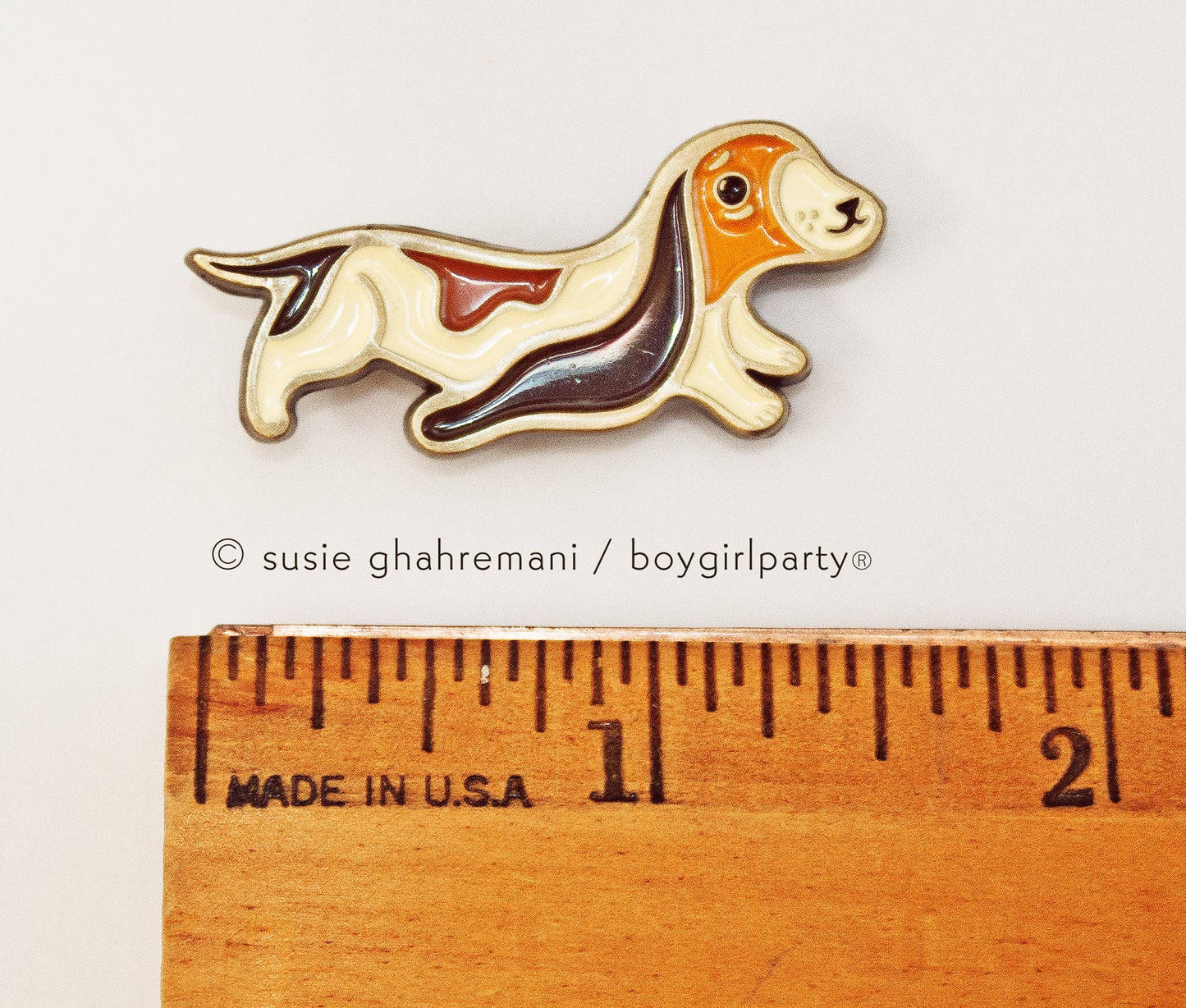 Basset Hound Enamel Pin – Dog brooch